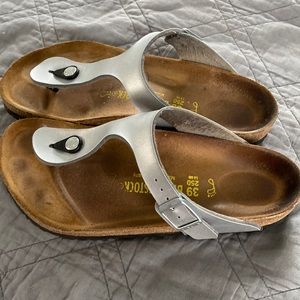 Silver size 39 Birkenstock’s